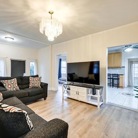 Charming Long Island Home With Fenced Yard! Freeport Eksteriør bilde