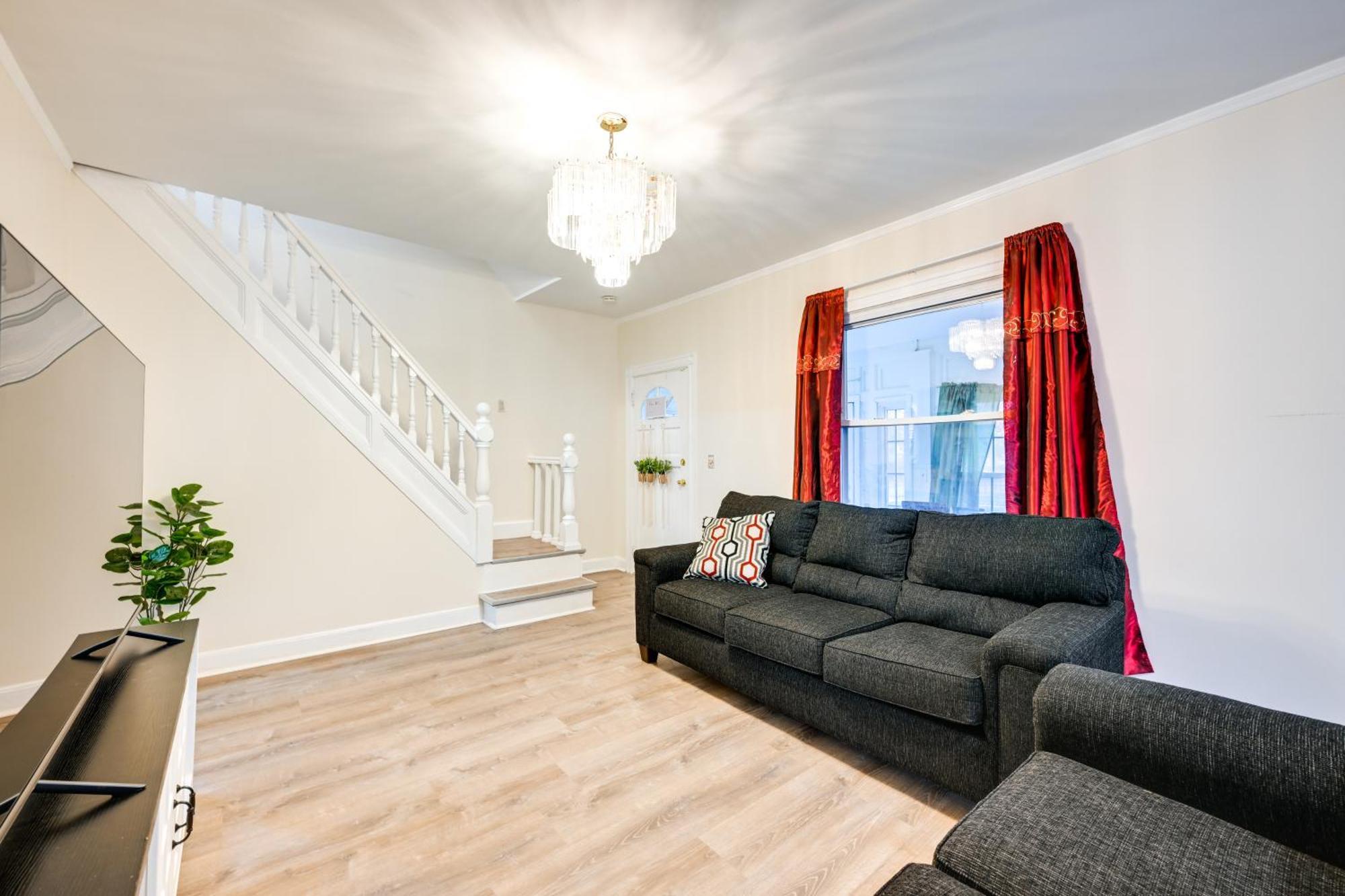 Charming Long Island Home With Fenced Yard! Freeport Eksteriør bilde